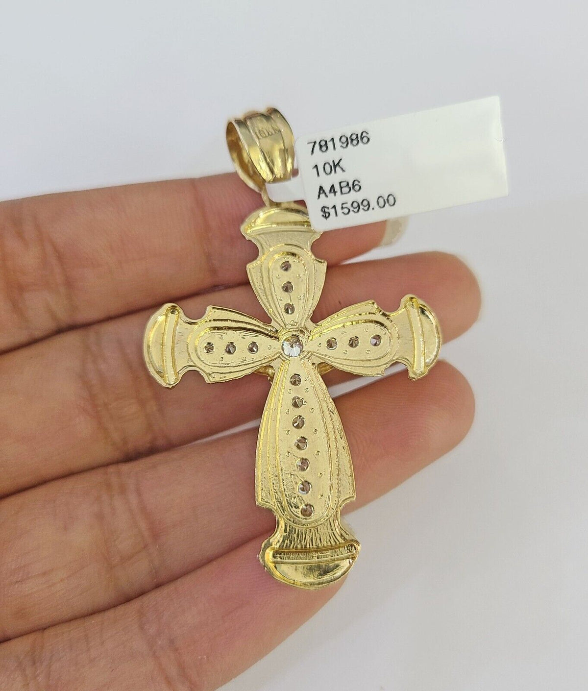 Jesus cross pendant detail