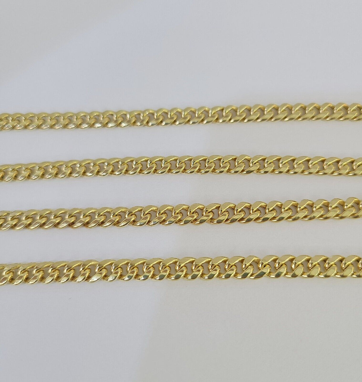 5mm Cuban chain flat lay