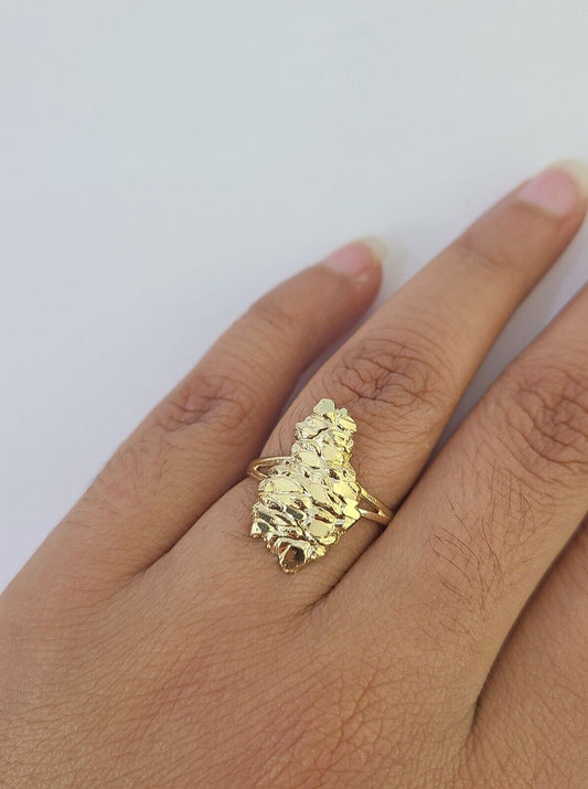 Hallmark View Nugget Ring
