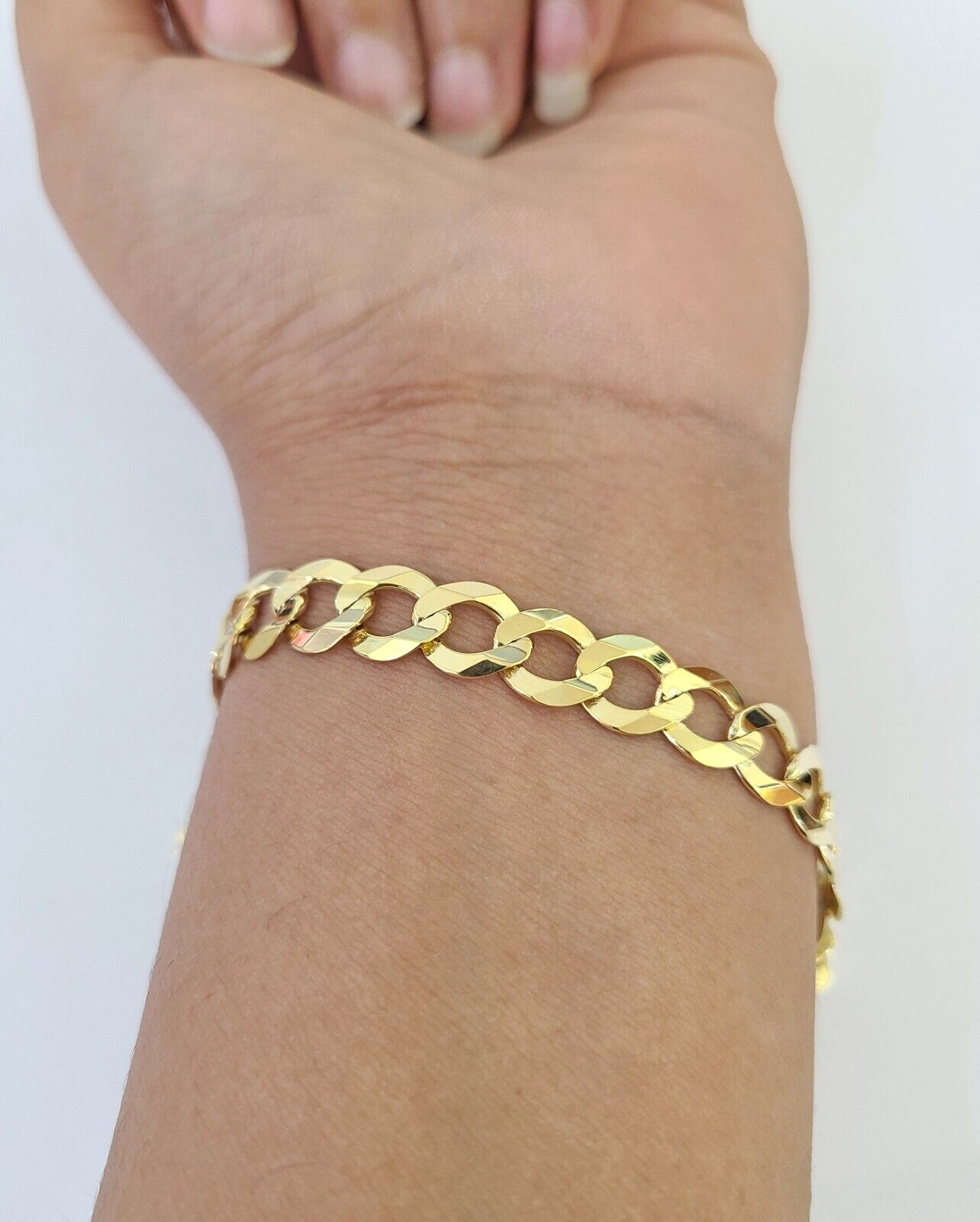 Flat lay of 8mm Cuban bracelet