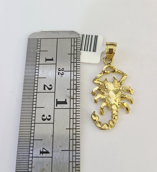 Rope chain and pendant bail detail
