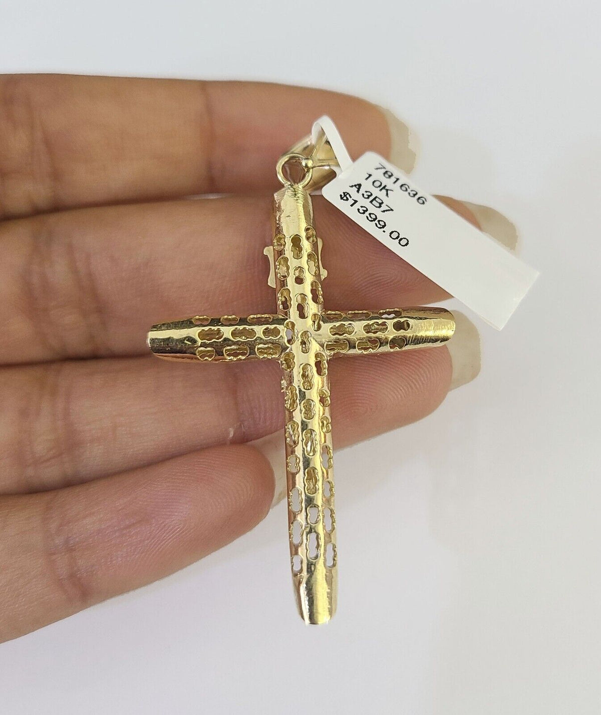 Flat lay Jesus cross chain set