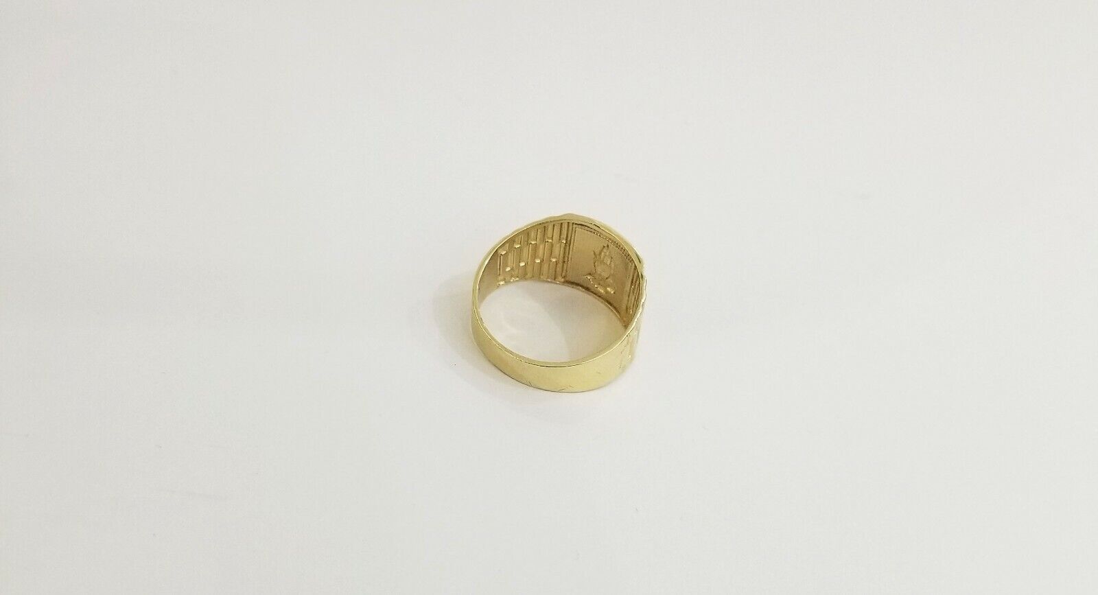 10k Men Yellow Gold prying hand Ring Sizable casual Square 10kt - Reva Jeweler