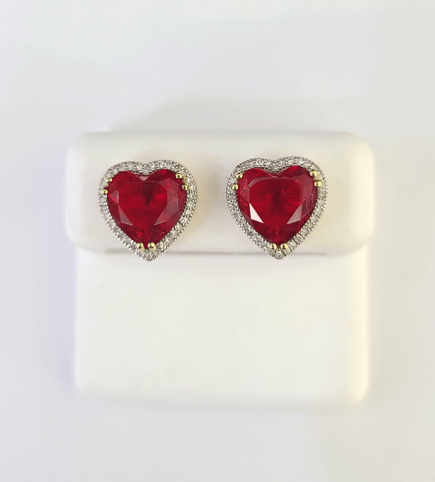 10k Yellow Gold Heart Diamond Earrings Real Screw - Back Women Men studs - GoldenlinQ