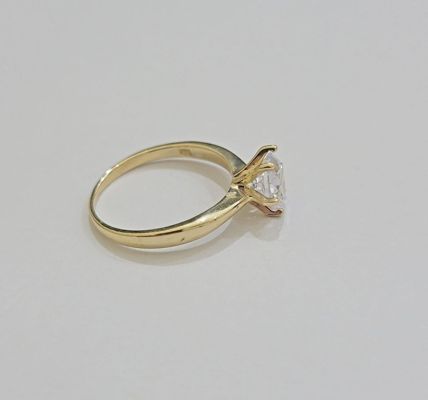 10k Yellow Gold Ring Ladies Solitaire Engagement Wedding Band REAL Women SZ 7 - Reva Jeweler