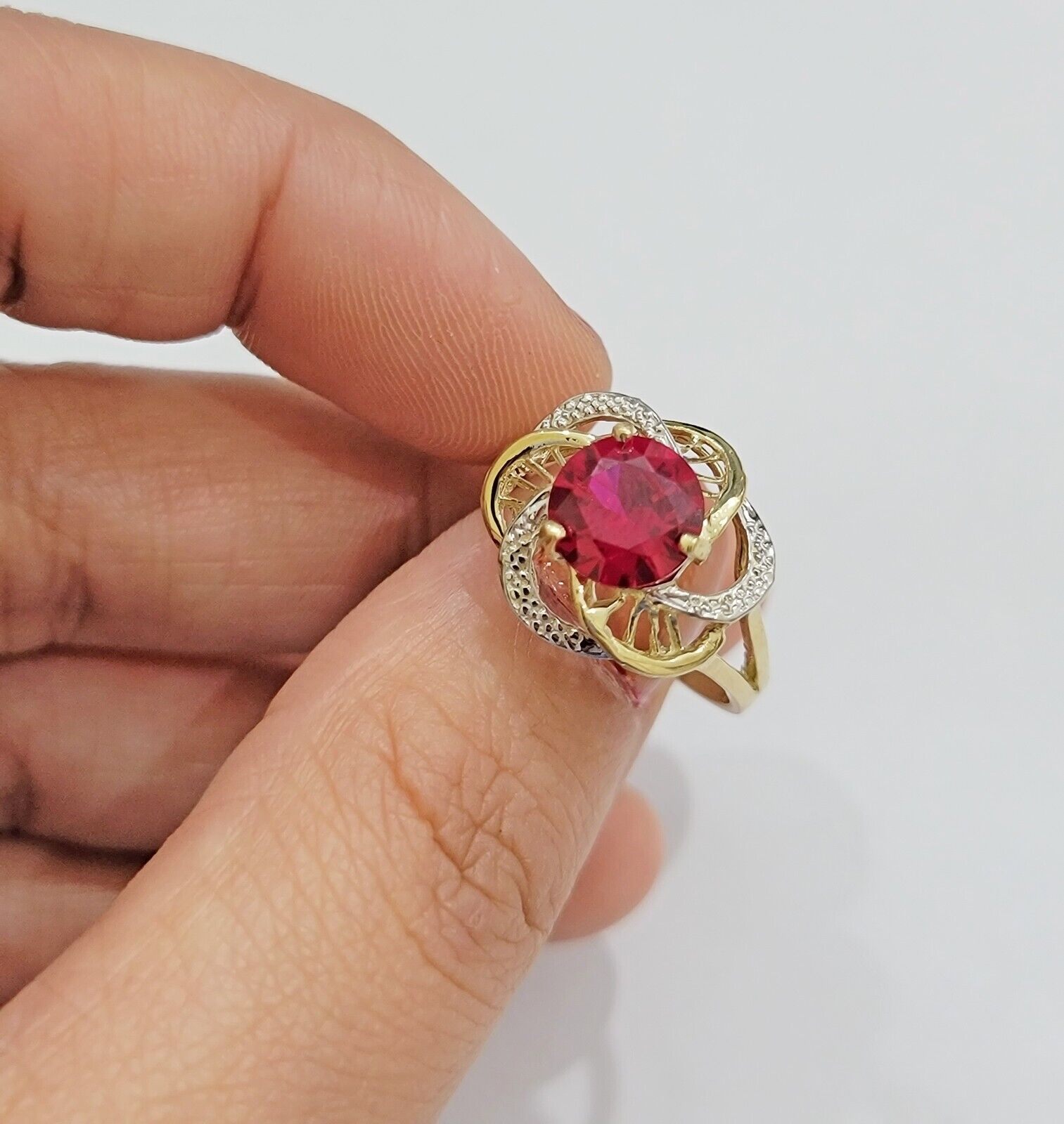 10k Yellow Gold Women Ring Pink Red Color Ladies Flower Band REAL 10KT Size 7.5 - Reva Jeweler