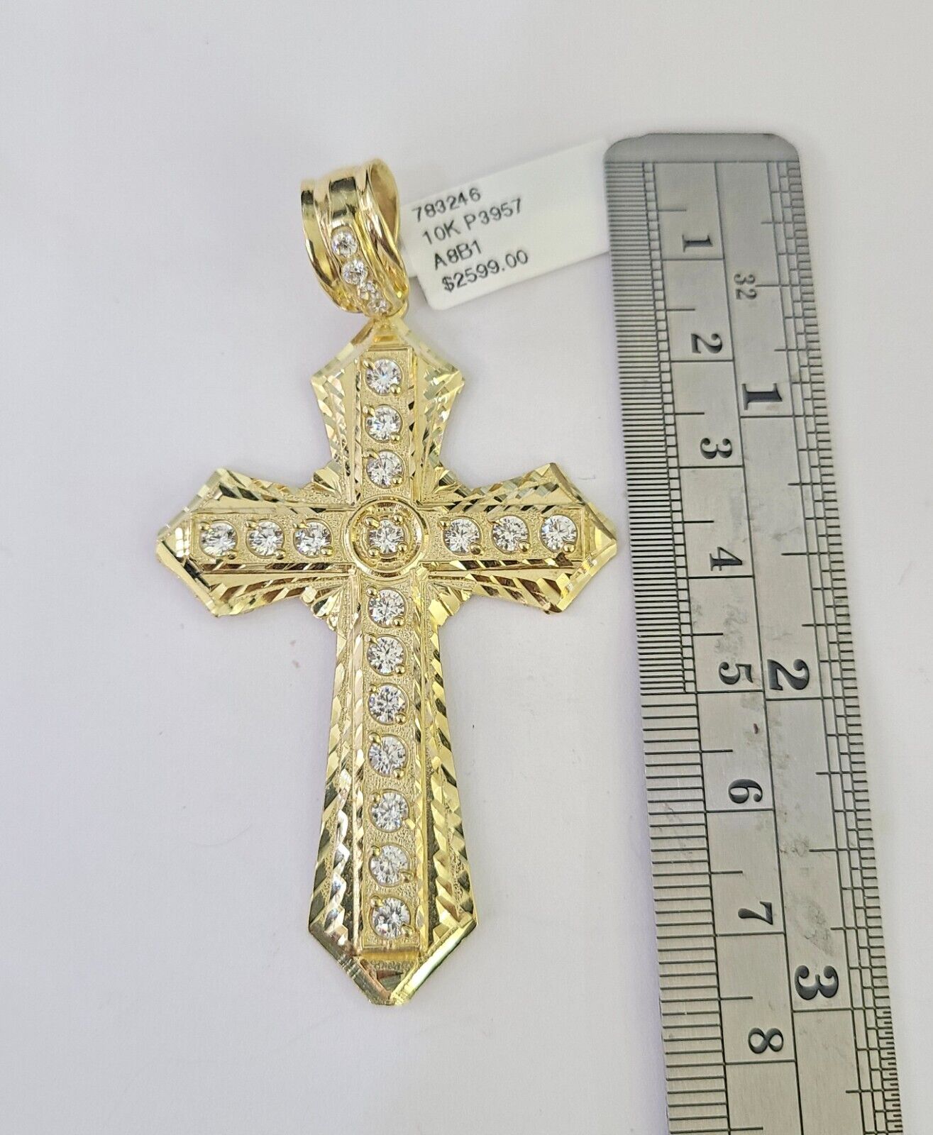 Detailed 5mm Franco chain with gold Jesus cross pendant design