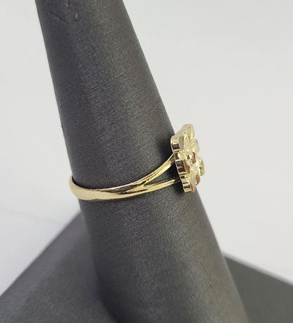 On-Finger Nugget Ring