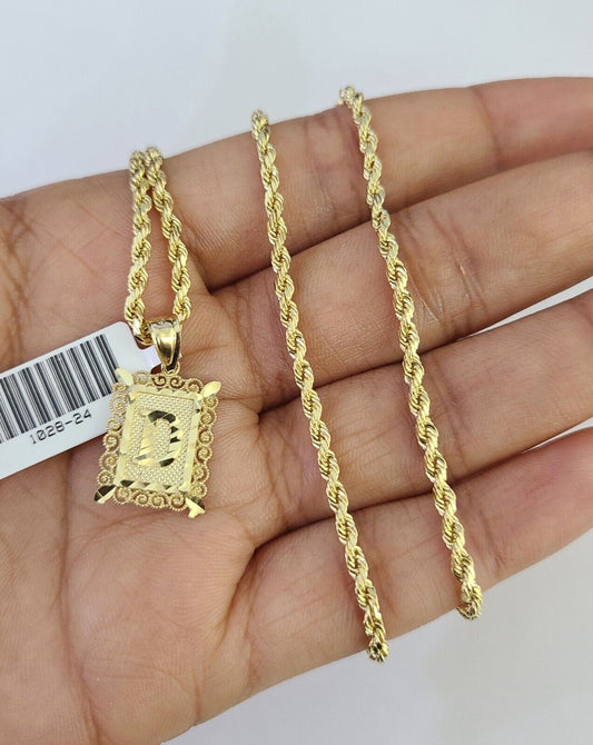 Polished 10k gold D charm