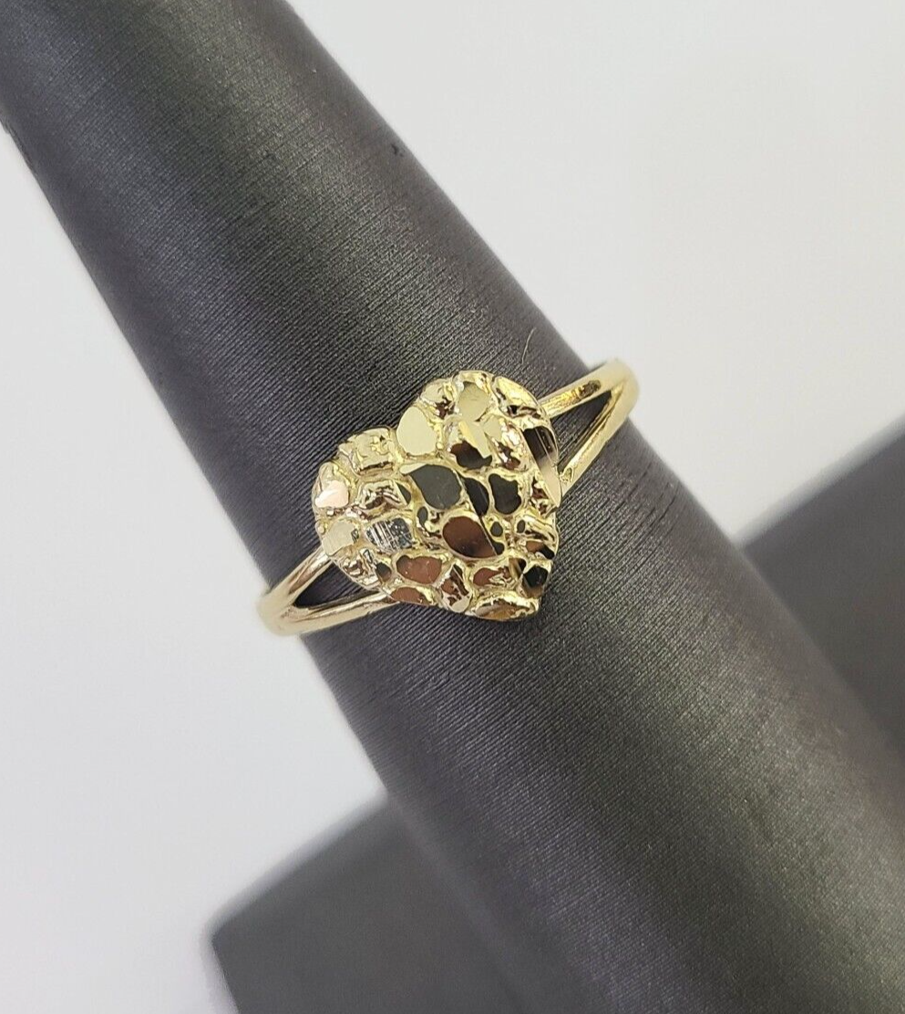 On-Finger Nugget Heart Ring