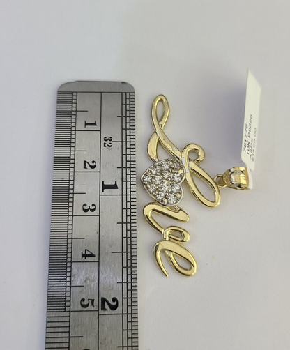 10k gold LOVE pendant lettering detail