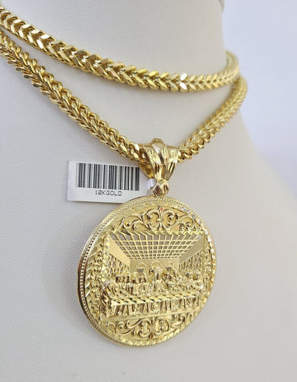 Front-facing view of Reva Jeweler 10K gold Last Supper pendant and chain