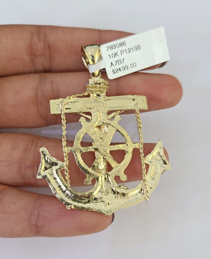 Detailed 3mm Franco chain with gold Jesus anchor pendant design