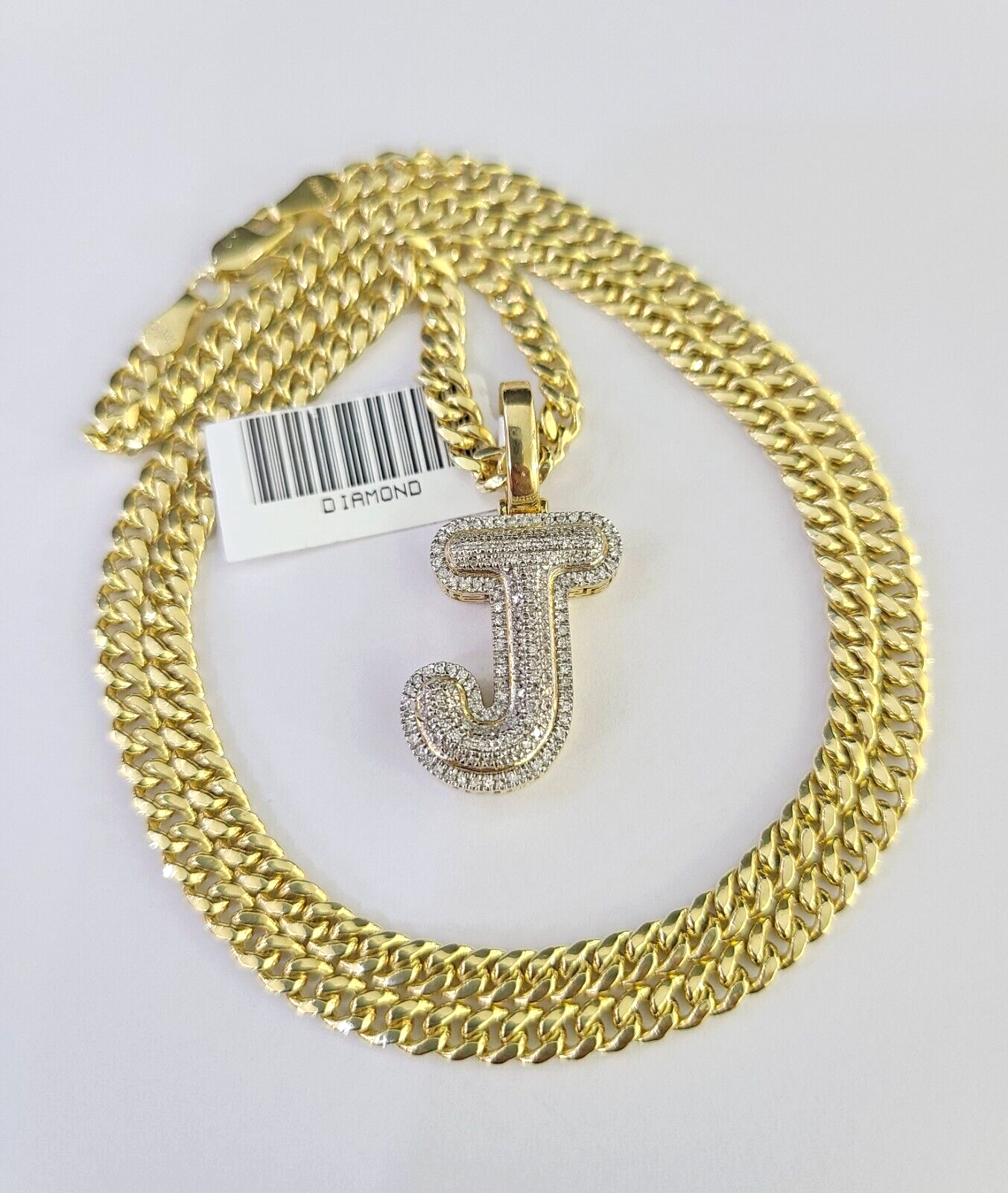J initial diamond detail