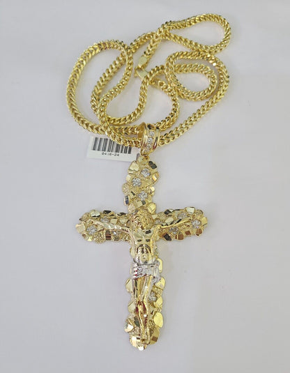 Detailed macro shot of 10K yellow gold Franco chain links