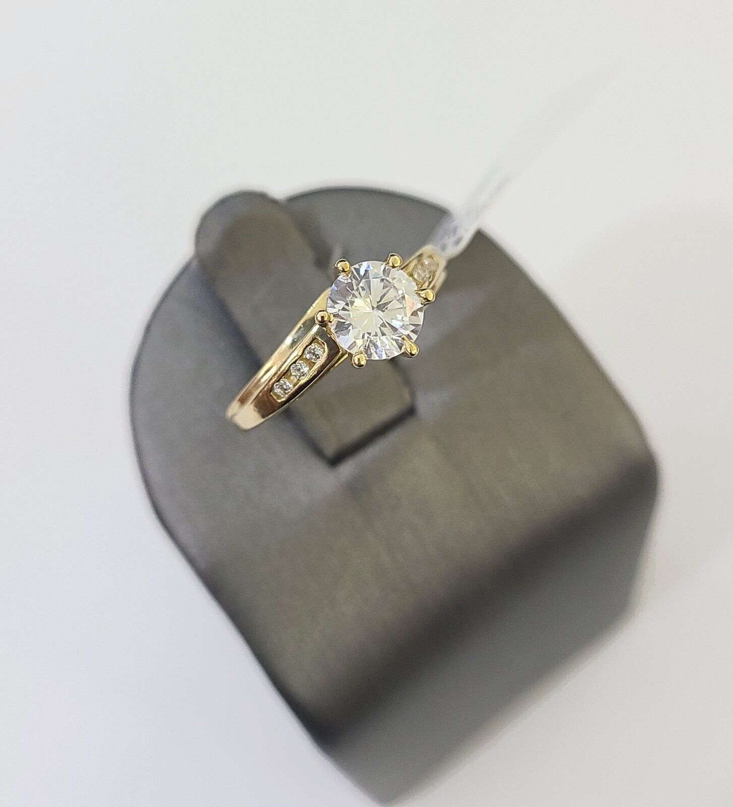Real 10k Yellow Gold Round Stone Ring Wedding Engagement Size 7 WomensRing - Reva Jeweler